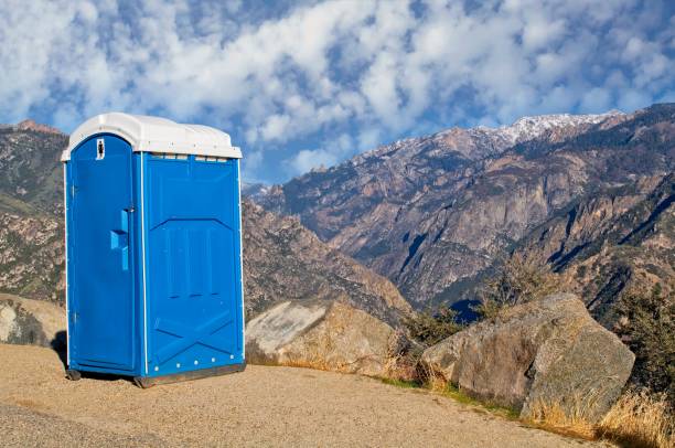 Porta potty delivery and setup in Aspen Hill, MD